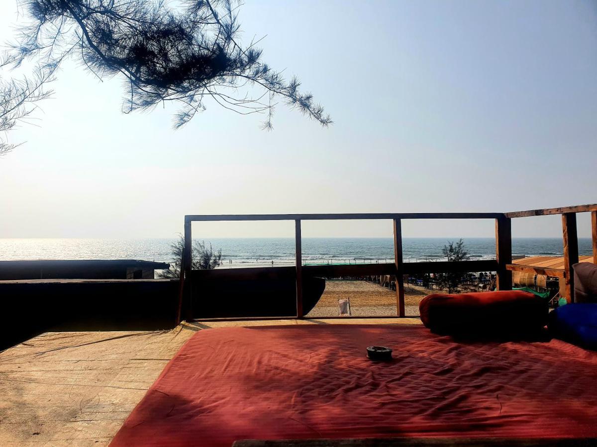 Love Temple Beach Resort Арамбол Екстер'єр фото