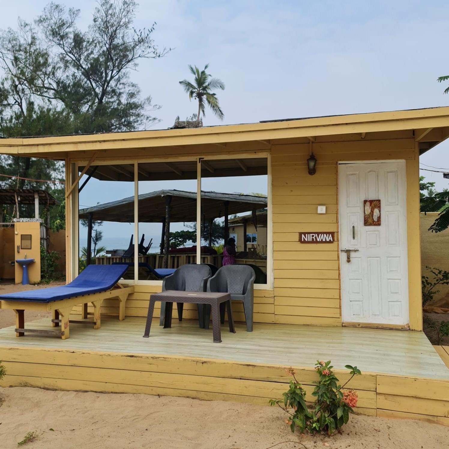 Love Temple Beach Resort Арамбол Екстер'єр фото